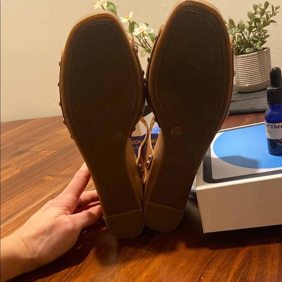 Lucky Brand Women's Brown Wedge Sandals - Picture 6 of 7